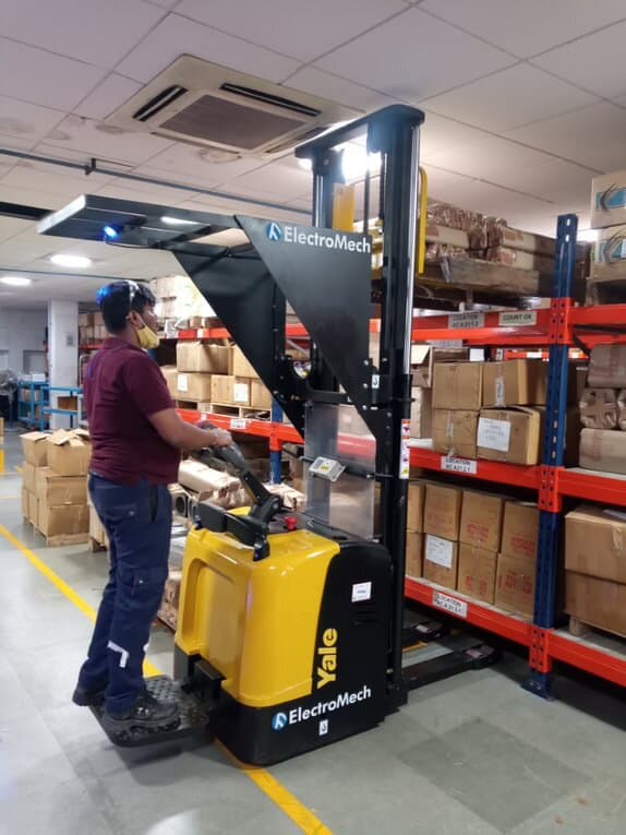 Narrow Aisle Solutions ElectromechYale