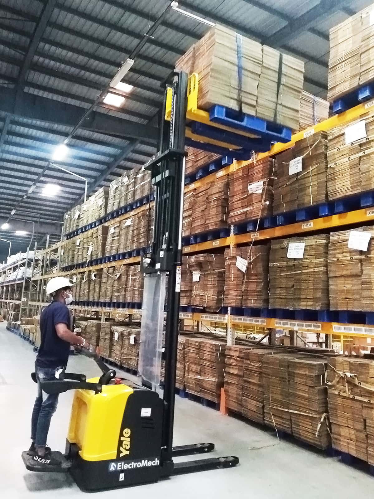 Benefits of an Electric Stacker ElectromechYale